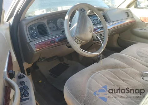 2000 Mercury Grand Marquis Gs z USA, uszkodzony, nr VIN 2MEFM74W5YX653134